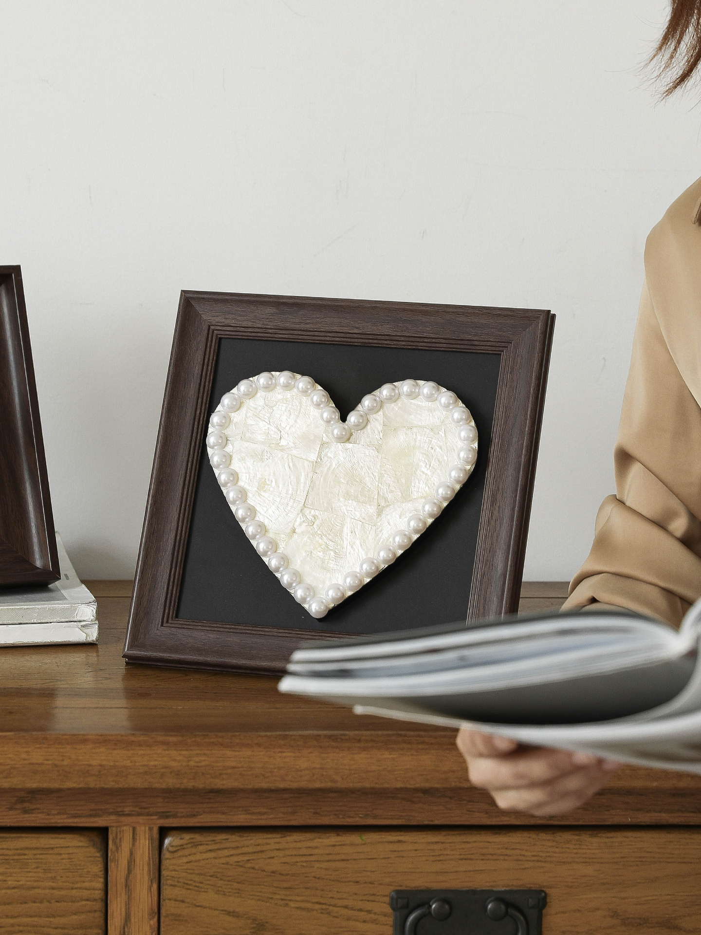 Heart-Shaped Seashell Wall Art with Pearl Border